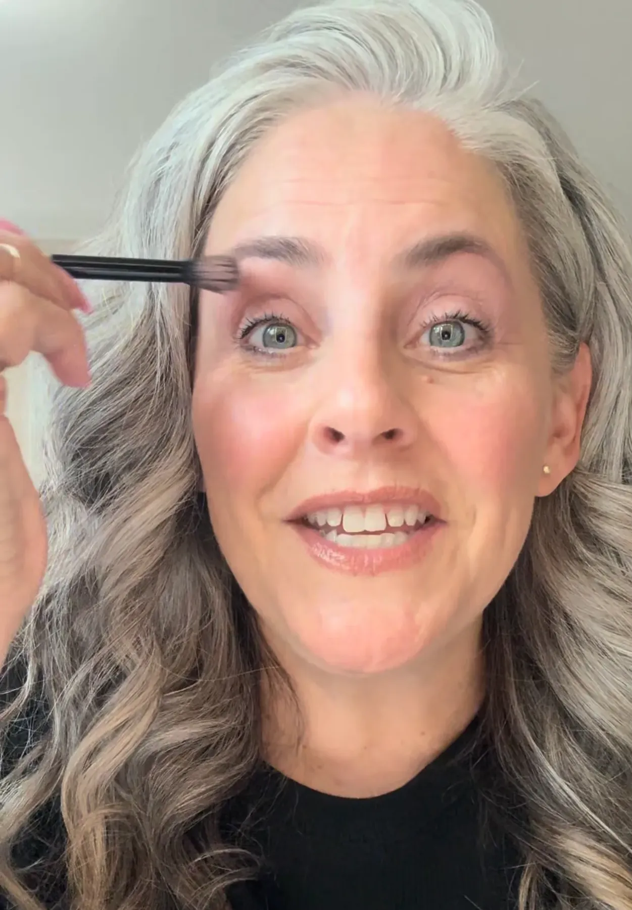 1. Aging Lids Need Liquid Formulas — Not Powder