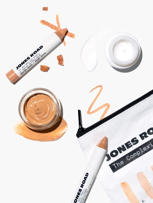 <mark data-color='#F6F2EBFF' style='background-color: #F6F2EBFF; color: inherit'>Try This All-in-One Skin Tool Kit Today</mark>