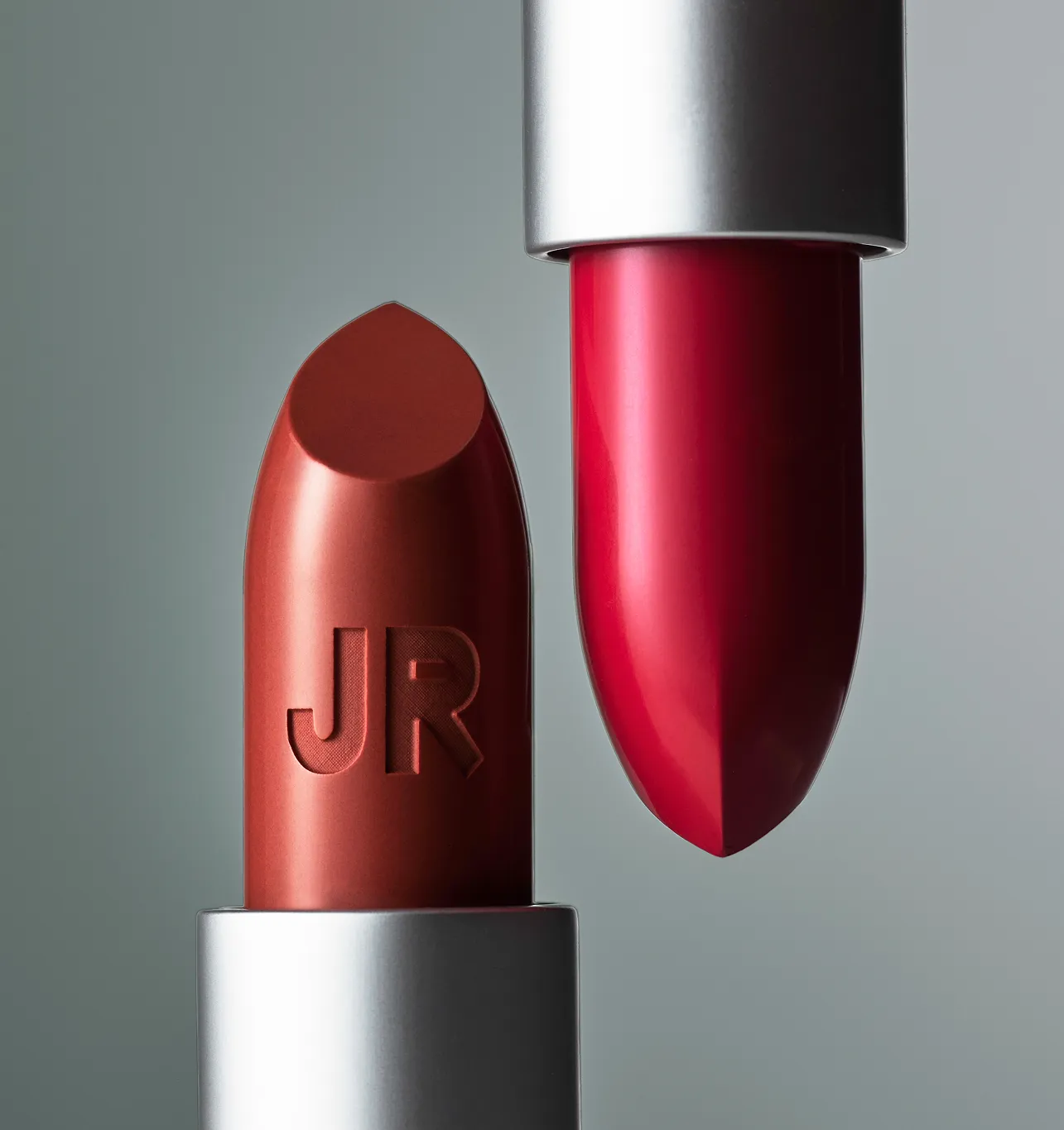 <span style='font-size: 44px; font-weight: 600;'>1.</span>

It’s Nothing Like Traditional Lipstick
