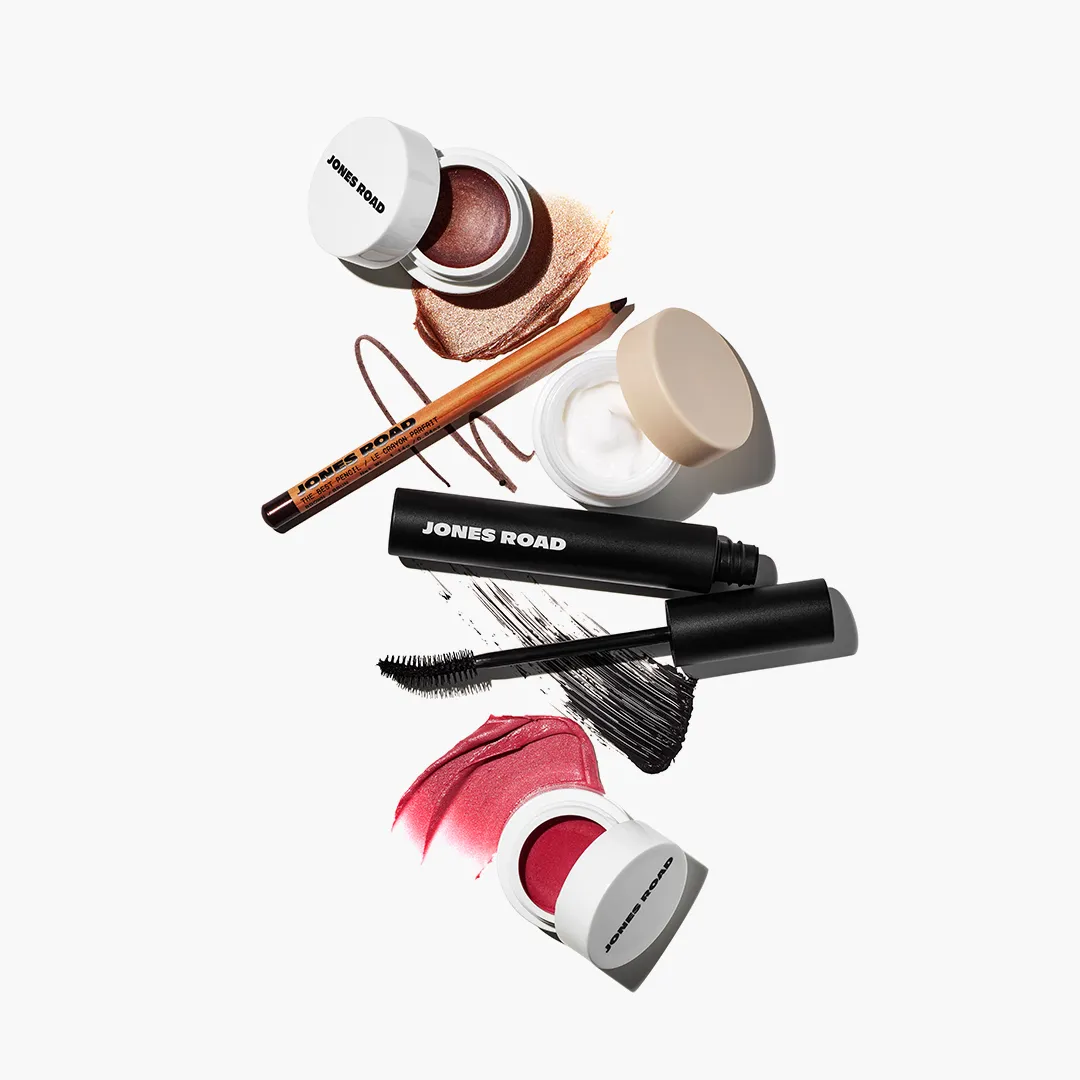 <h1 style='font-size: 29px;'><mark data-color='#F6F2EBFF' style='background-color: #F6F2EBFF; color: inherit'>Three Reasons Why You’ll Love The Hero Kit
</mark></h1>