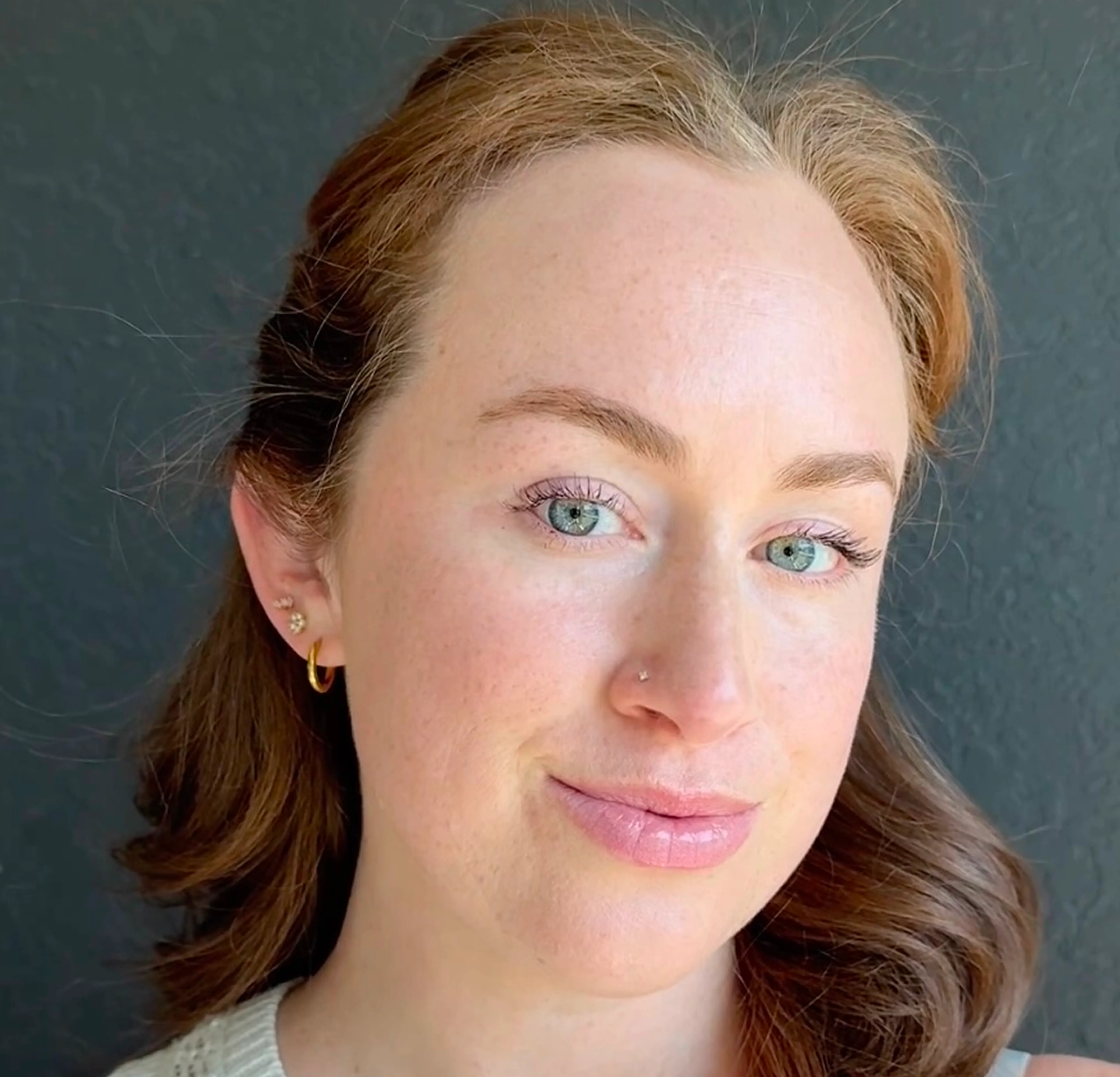 It Helps You Look Like
You Again