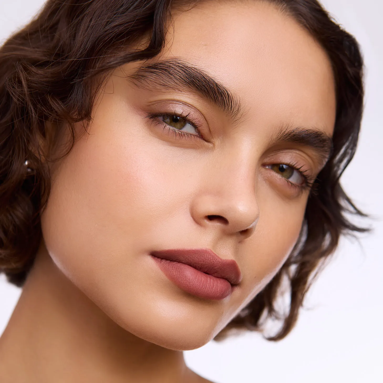 <p style='font-weight:500;'>Fill: Color your entire lip</p>